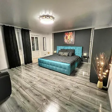 Luxor - Jacuzzi&cozy Apartment Sibiu