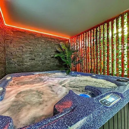 Apartment Luxor - Jacuzzi&cozy *