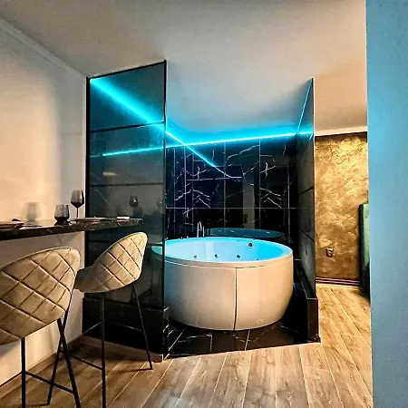 Luxor - Jacuzzi&cozy Apartment