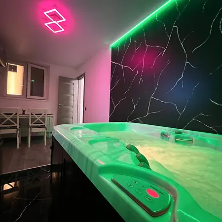 Apartment Luxor - Jacuzzi&cozy *
