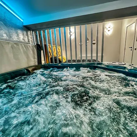 Apartment Luxor - Jacuzzi&cozy *