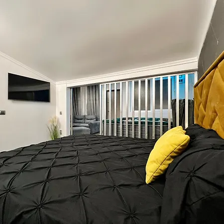 Luxor - Jacuzzi&cozy